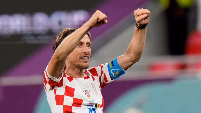 Λούκα Μόντριτς: Από το «απόλυτος ποδοσφαιριστής» του Μουρίνιο, στο πέμπτο Μουντιάλ με την Κροατία! Λούκα Μόντριτς: Από το «απόλυτος ποδοσφαιριστής» του Μουρίνιο, στο πέμπτο Μουντιάλ με την Κροατία!
