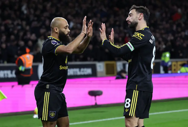 Με Μπρούνο Φερνάντες οδηγό, «βύθισε» τη Γουλβς και πάτησε 5αδα η Μάντσεστερ Γιουνάιτεντ! Με Μπρούνο Φερνάντες οδηγό, «βύθισε» τη Γουλβς και πάτησε 5αδα η Μάντσεστερ Γιουνάιτεντ!