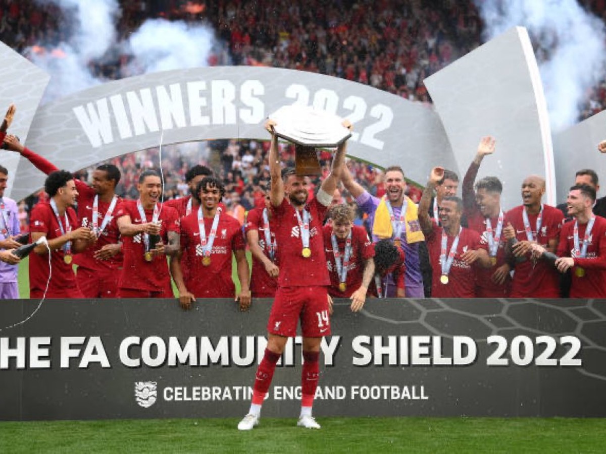     Community Shield,  450  ! (vids)