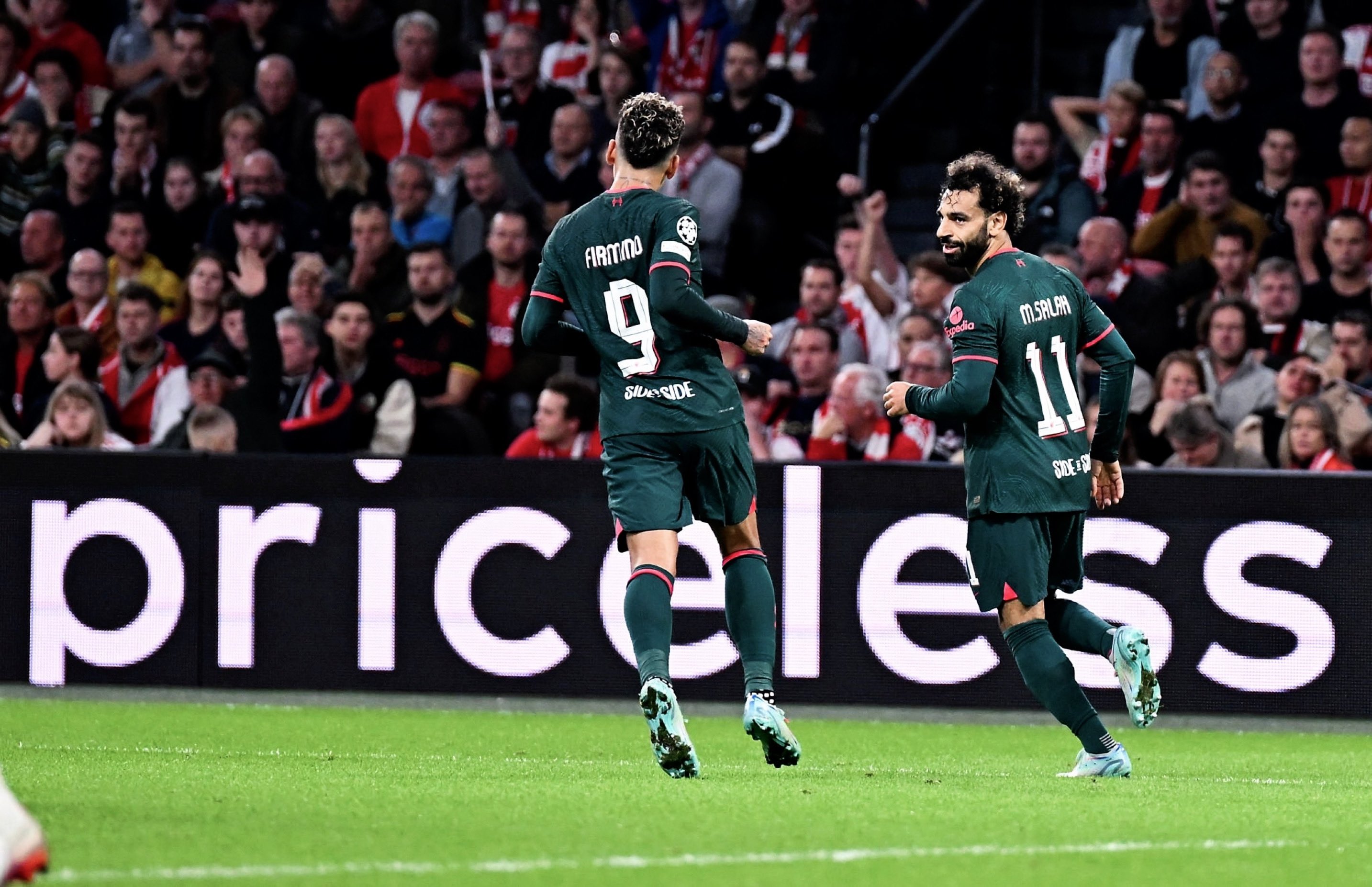 Άλλη Λίβερπουλ στο Champions League και «τριάρα» στην Ολλανδία – Τρομερό φινάλε και ισοπαλία για την Τότεναμ! (vids) Άλλη Λίβερπουλ στο Champions League και «τριάρα» στην Ολλανδία – Τρομερό φινάλε και ισοπαλία για την Τότεναμ! (vids)