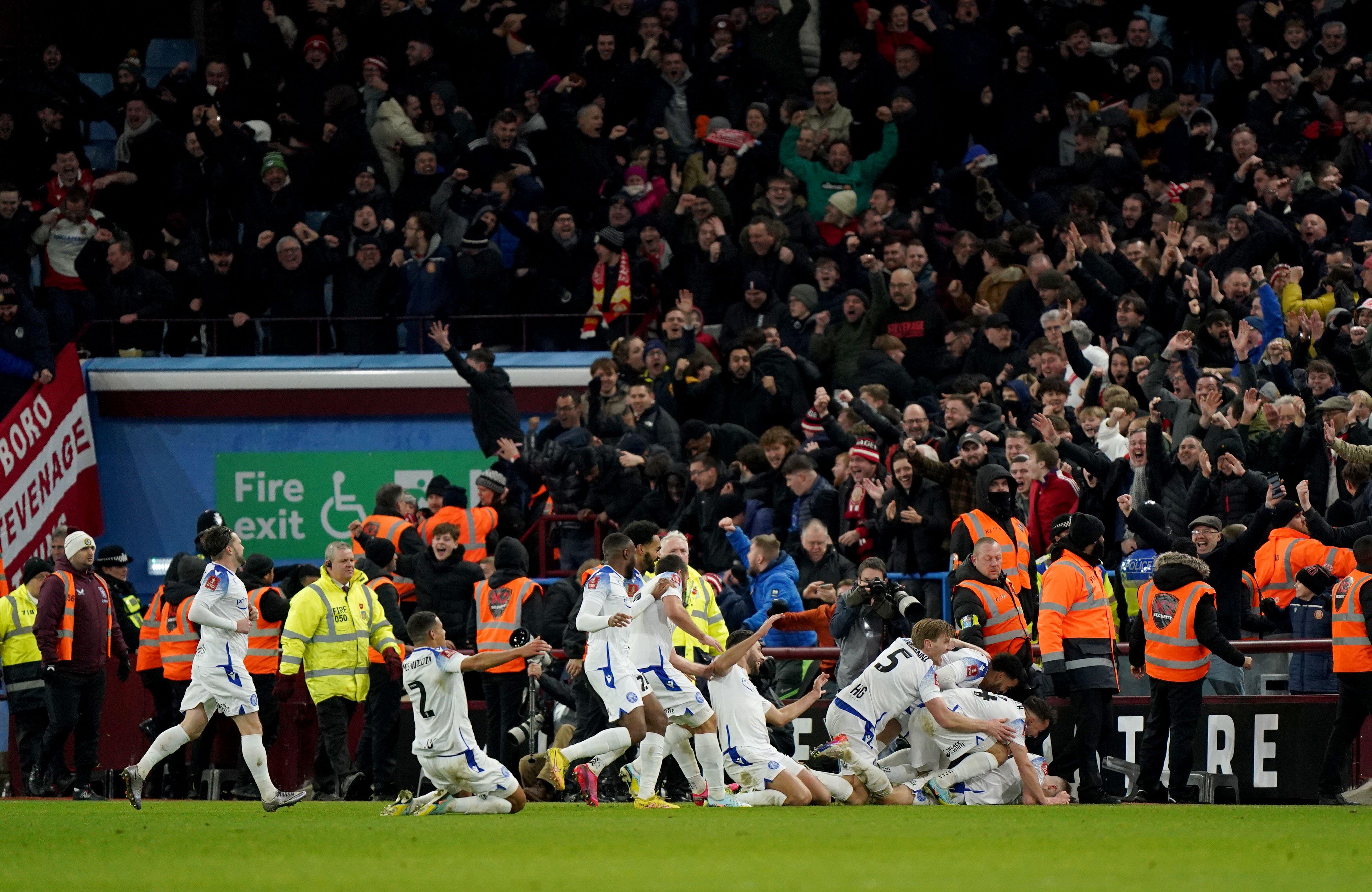    FA Cup:          League Two       ! (vids)