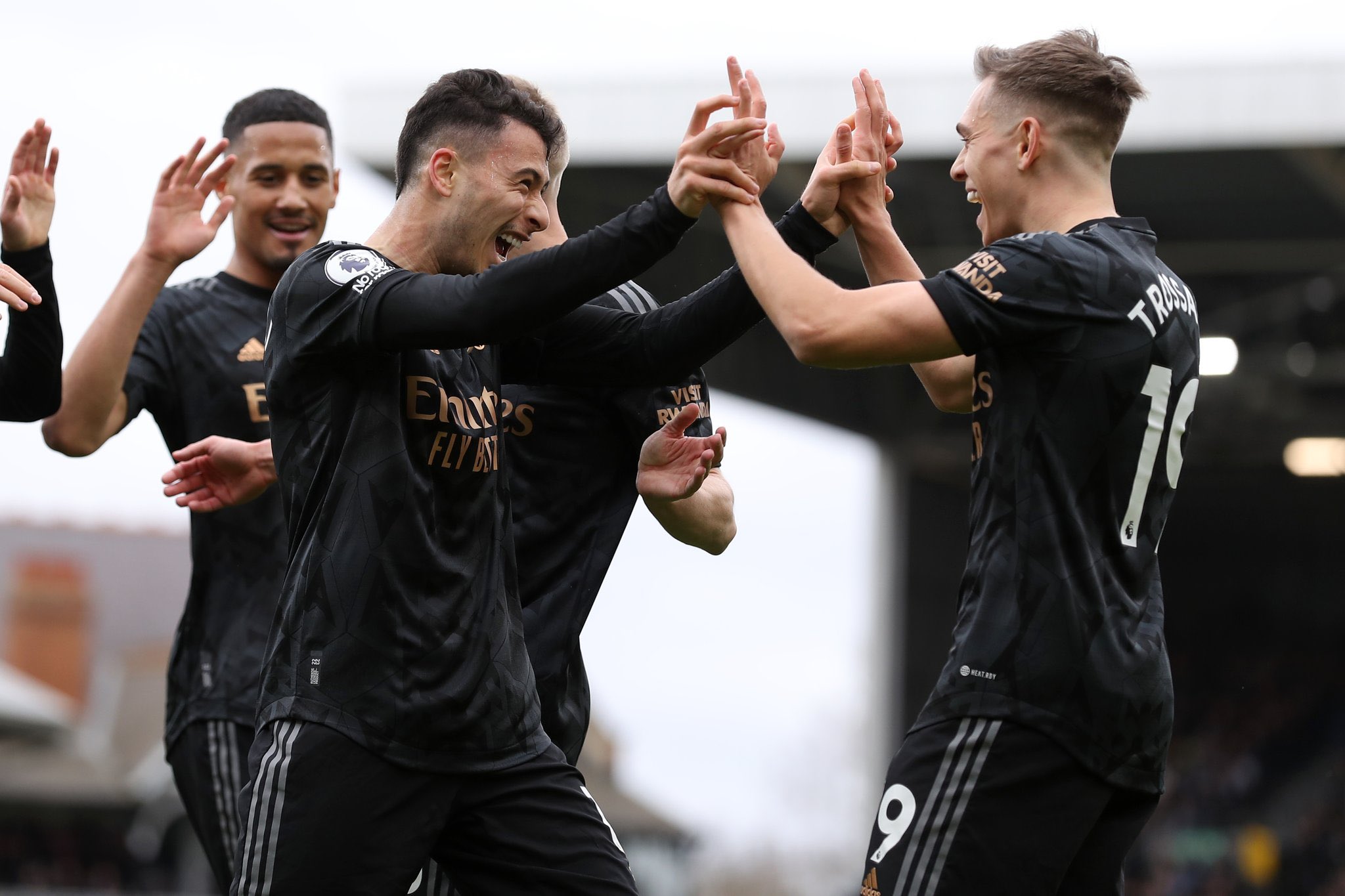 Ποτέ και κανένας στην Premier League: Τρεις ασίστ στο πρώτο ημίχρονο, εκτός έδρας, μόνο ο εκπληκτικός Τροσάρ της Άρσεναλ! (vids) Ποτέ και κανένας στην Premier League: Τρεις ασίστ στο πρώτο ημίχρονο, εκτός έδρας, μόνο ο εκπληκτικός Τροσάρ της Άρσεναλ! (vids)