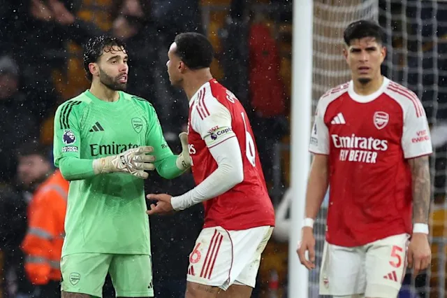 Όλη η απόγνωση της Άρσεναλ φανερώθηκε στις «κραυγές» του Γκάμπριελ, του Ράγια και στο «αχ…» του Έζε! Όλη η απόγνωση της Άρσεναλ φανερώθηκε στις «κραυγές» του Γκάμπριελ, του Ράγια και στο «αχ…» του Έζε!