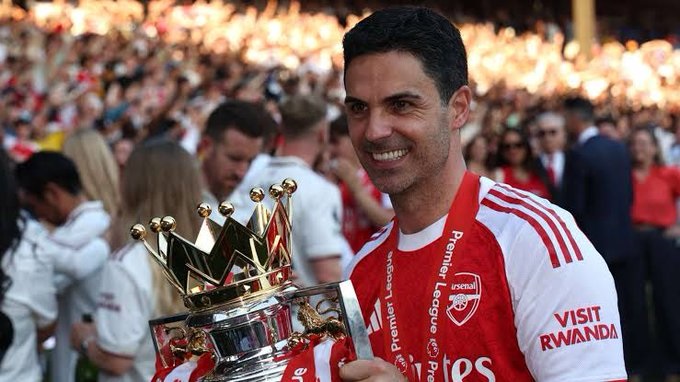 Για πρώτη φορά στην ιστορία της Premier League: Ένας ξέρει πώς κατακτάς πρωτάθλημα, όπως ο Γκρέιαμ το 1992! Για πρώτη φορά στην ιστορία της Premier League: Ένας ξέρει πώς κατακτάς πρωτάθλημα, όπως ο Γκρέιαμ το 1992!