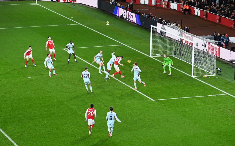 Το πήρε στο… χαλαρό η Άρσεναλ, άλλη μια φοβερή ανατροπή για τη Βίλα σε ματσάρα κόντρα στην Μπράιτον! Το πήρε στο… χαλαρό η Άρσεναλ, άλλη μια φοβερή ανατροπή για τη Βίλα σε ματσάρα κόντρα στην Μπράιτον!