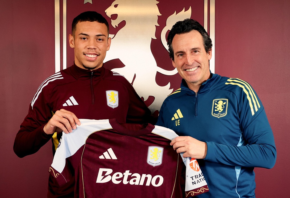 Έκλεισε δεξί εξτρέμ με το βλέμμα στο μέλλον η Βίλα! Έκλεισε δεξί εξτρέμ με το βλέμμα στο μέλλον η Βίλα!