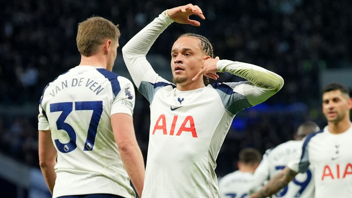 Στο «πάρτε ρεπό» της Τότεναμ, παίκτης επέλεγε να πηγαίνει για προπόνηση… μόνος του! Στο «πάρτε ρεπό» της Τότεναμ, παίκτης επέλεγε να πηγαίνει για προπόνηση… μόνος του!