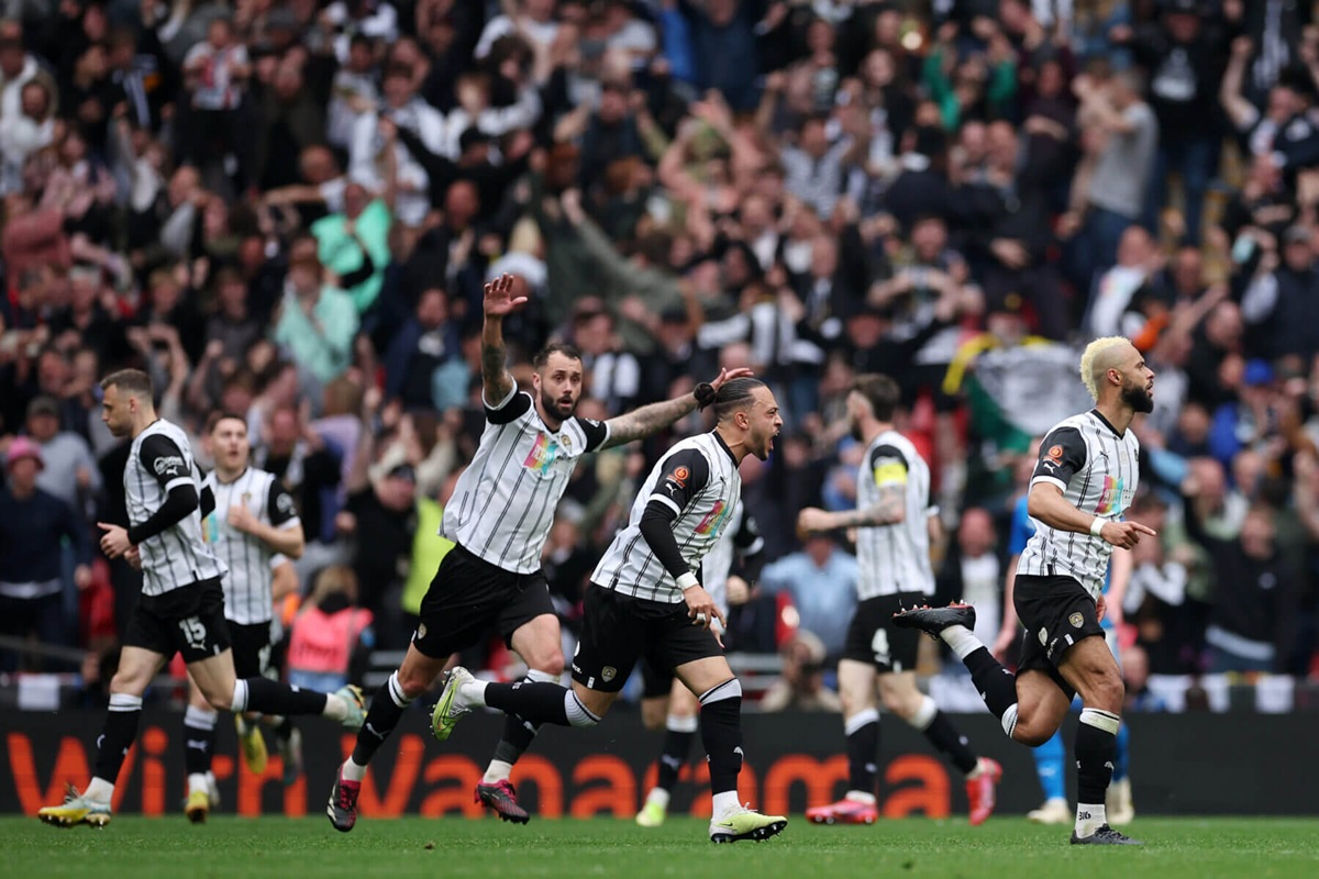 Τρία ματς, ένας στόχος: Πάμε «ταμείο» με τον Δημήτρη Μανάκο και τις μικρότερες κατηγορίες της Αγγλίας! Τρία ματς, ένας στόχος: Πάμε «ταμείο» με τον Δημήτρη Μανάκο και τις μικρότερες κατηγορίες της Αγγλίας!