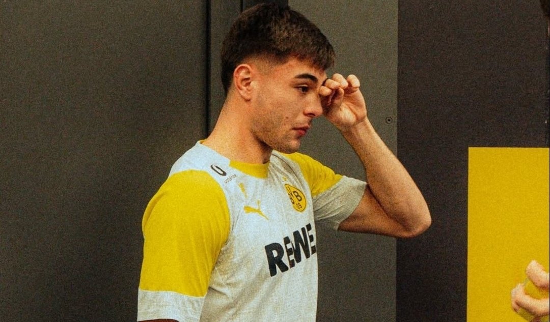 Η Τσέλσι τον κάλεσε πίσω, αλλά εκείνος επιστρέφει... με κλάματα! (vid) Η Τσέλσι τον κάλεσε πίσω, αλλά εκείνος επιστρέφει... με κλάματα! (vid)