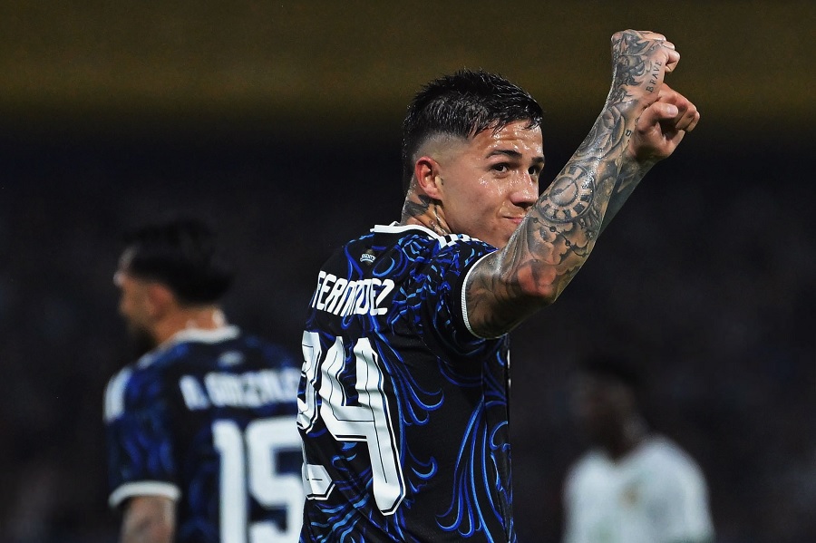 Γκολ με… στυλ και κίνηση από την Τσέλσι, ντρίμπλα αλά Μέσι: Ο Έντσο Φερνάντες είναι ασταμάτητος και με την Αργεντινή (vid) Γκολ με… στυλ και κίνηση από την Τσέλσι, ντρίμπλα αλά Μέσι: Ο Έντσο Φερνάντες είναι ασταμάτητος και με την Αργεντινή (vid)