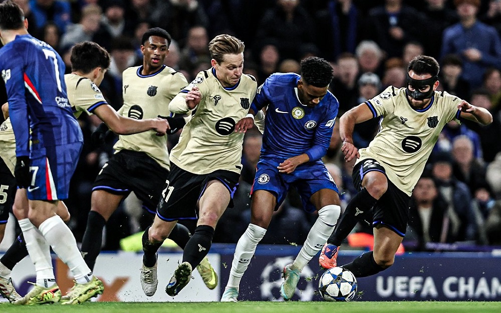 Όλο το γήπεδο… στο πόδι για τον «Πρίγκιπα»: Ζάλισε τους Καταλανούς και κέρδισε το standing ovation ο Εστεβάο! (vids) Όλο το γήπεδο… στο πόδι για τον «Πρίγκιπα»: Ζάλισε τους Καταλανούς και κέρδισε το standing ovation ο Εστεβάο! (vids)