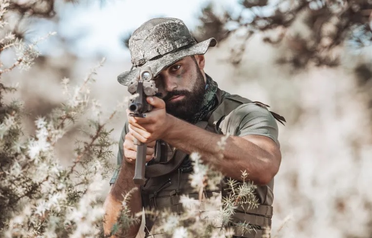 Ο… κομάντο, Γκβάρντιολ, δεν ήθελε Μύκονο και καλοπέραση φέτος το καλοκαίρι! (pics) Ο… κομάντο, Γκβάρντιολ, δεν ήθελε Μύκονο και καλοπέραση φέτος το καλοκαίρι! (pics)