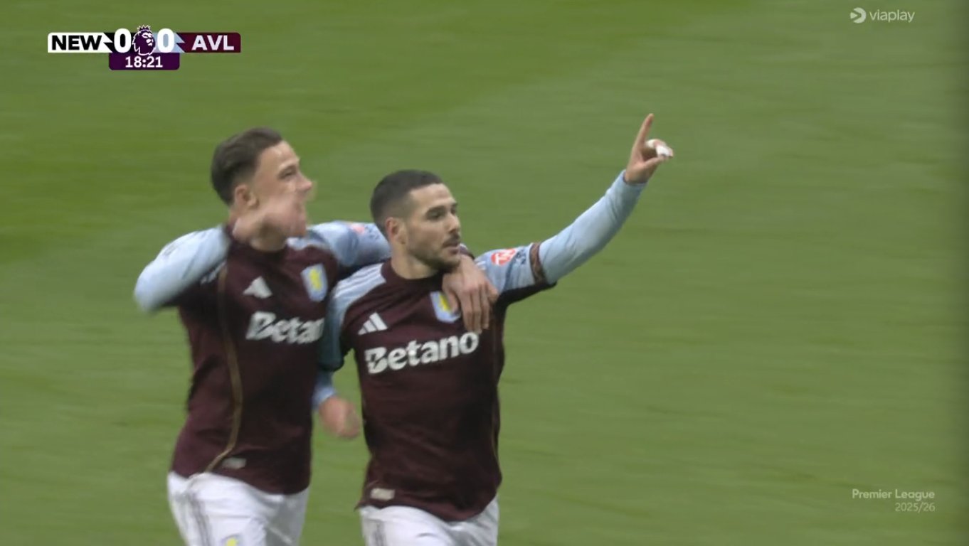 «Γκολάρα» από τον Μπουεντία, η Βίλα προηγείται της Νιούκαστλ στο «Σεντ Τζέιμς Παρκ»! (vid) «Γκολάρα» από τον Μπουεντία, η Βίλα προηγείται της Νιούκαστλ στο «Σεντ Τζέιμς Παρκ»! (vid)