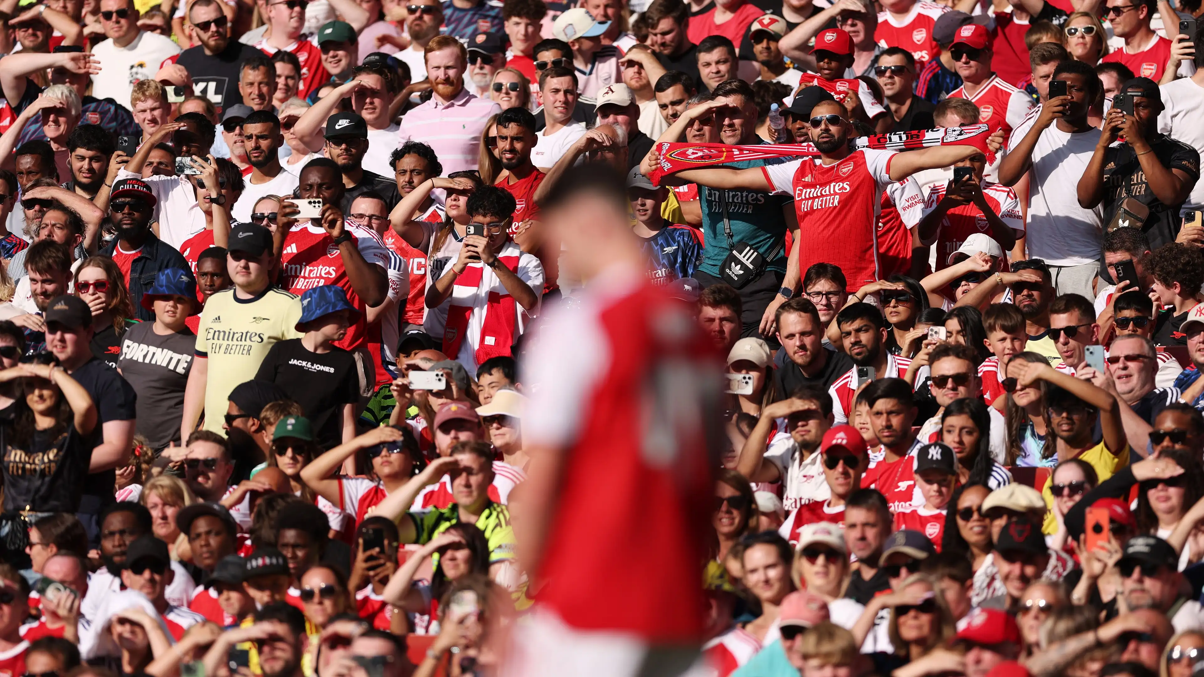 � ������� ������ �� ����� ������������ ��� �� ����... ���� ������ ����������� ��� �Trophy Parade� ��� �����������!