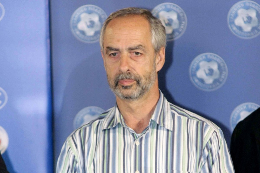 «Έφυγε» ο Στράτος Σεφτελής: Βαρύ πένθος στην αθλητική δημοσιογραφία... «Έφυγε» ο Στράτος Σεφτελής: Βαρύ πένθος στην αθλητική δημοσιογραφία...