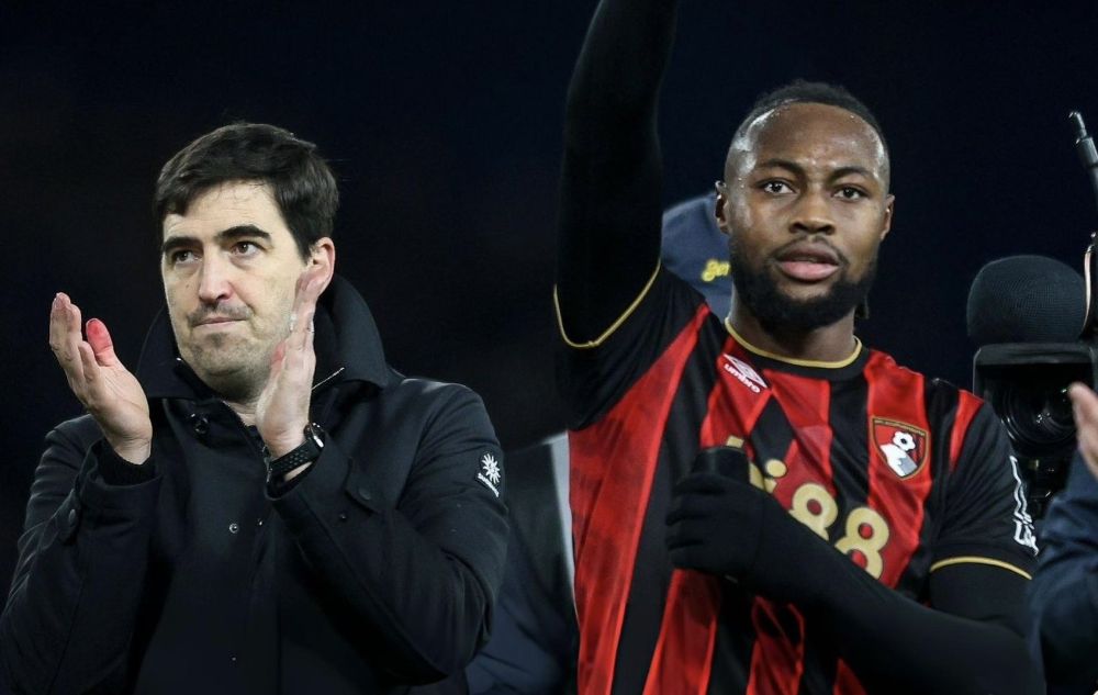 Ο Σεμένιο παίζει με την Τότεναμ, αλλά ο Ιραόλα πιστεύει πως το μέλλον του ποδοσφαιριστή του είναι... εκτός Μπόρνμουθ! (vid) Ο Σεμένιο παίζει με την Τότεναμ, αλλά ο Ιραόλα πιστεύει πως το μέλλον του ποδοσφαιριστή του είναι... εκτός Μπόρνμουθ! (vid)