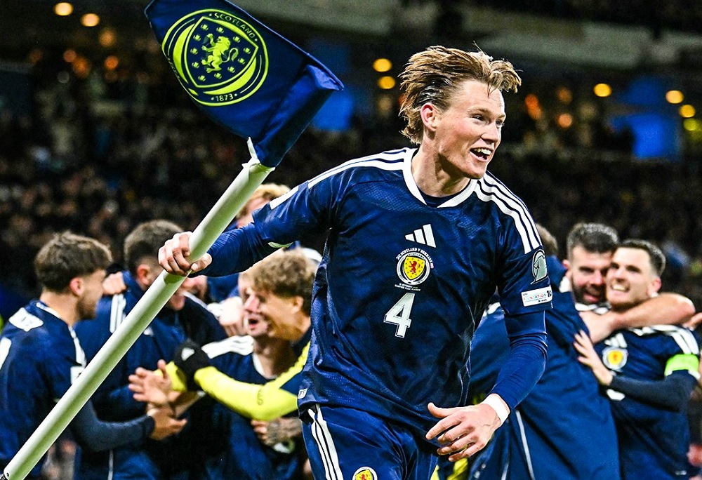 Η πιο συγκλονιστική ραδιοφωνική περιγραφή των γκολ της Σκωτίας για την πρόκριση στο Μουντιάλ! (vid) Η πιο συγκλονιστική ραδιοφωνική περιγραφή των γκολ της Σκωτίας για την πρόκριση στο Μουντιάλ! (vid)