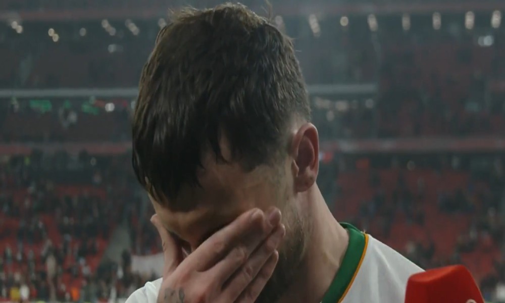 Ο Πάροτ ήθελε όσο τίποτα άλλο το χατ-τρικ και ο λόγος ήταν στις... κερκίδες! (vid) Ο Πάροτ ήθελε όσο τίποτα άλλο το χατ-τρικ και ο λόγος ήταν στις... κερκίδες! (vid)