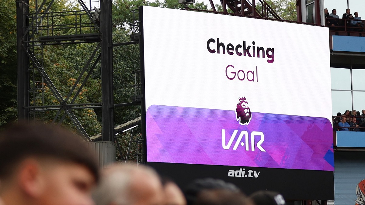     VAR   –     !