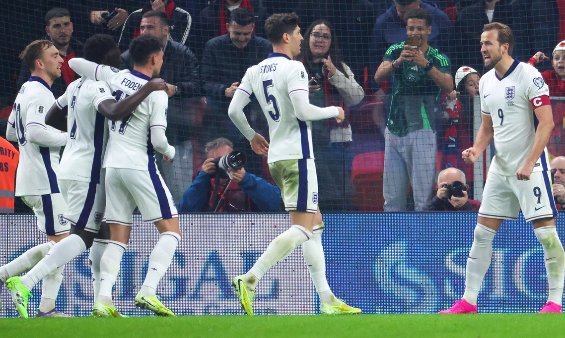 Η Αγγλία «βλέπει» Βραζιλία, σε ένα Μουντιάλ που ξεκάθαρα η FIFA θέλει «υπερδυνάμεις» στους «4»! Η Αγγλία «βλέπει» Βραζιλία, σε ένα Μουντιάλ που ξεκάθαρα η FIFA θέλει «υπερδυνάμεις» στους «4»!