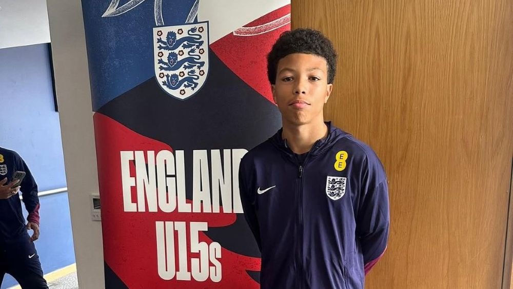 «Συνδέεται» ο Τιάγκο Σίλβα με την εθνική Αγγλίας; Κι όμως, αρκεί να δούμε την Κ15! «Συνδέεται» ο Τιάγκο Σίλβα με την εθνική Αγγλίας; Κι όμως, αρκεί να δούμε την Κ15!