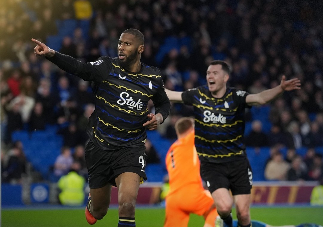 Ο Μπέτο δικαίωσε την Έβερτον που έριξε... πόρτα στη Γιουβέντους πριν το ματς στο «Άμεξ»! Ο Μπέτο δικαίωσε την Έβερτον που έριξε... πόρτα στη Γιουβέντους πριν το ματς στο «Άμεξ»!