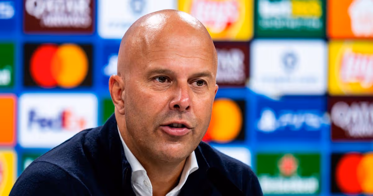 Σημαντική απουσία για τη Λίβερπουλ, το είπε και ο Σλοτ: «Δεν ξέρω πότε θα επιστρέψει!» Σημαντική απουσία για τη Λίβερπουλ, το είπε και ο Σλοτ: «Δεν ξέρω πότε θα επιστρέψει!»