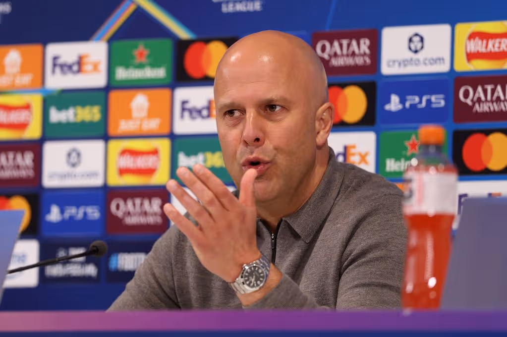 «Καμία έκπληξη, τόσες διαιτητικές αποφάσεις είναι κατά μας φέτος»: Ο Σλοτ θεωρεί πως αδικήθηκε η Λίβερπουλ! «Καμία έκπληξη, τόσες διαιτητικές αποφάσεις είναι κατά μας φέτος»: Ο Σλοτ θεωρεί πως αδικήθηκε η Λίβερπουλ!