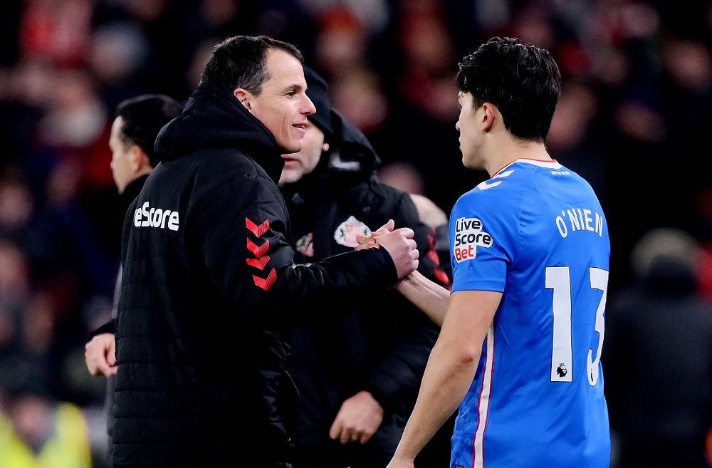 H      ...   :    ...! (vid)