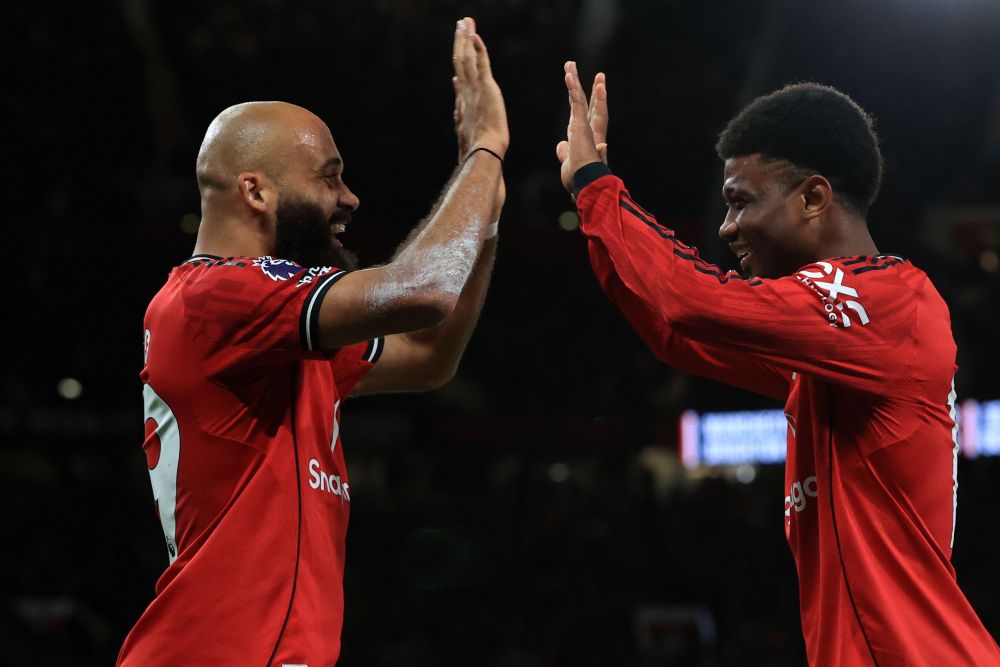 Η Γιουνάιτεντ «χαμογέλασε» δύο φορές, μέσα σε λίγες ώρες, για αποκλεισμούς στο... Κόπα Άφρικα! Η Γιουνάιτεντ «χαμογέλασε» δύο φορές, μέσα σε λίγες ώρες, για αποκλεισμούς στο... Κόπα Άφρικα!