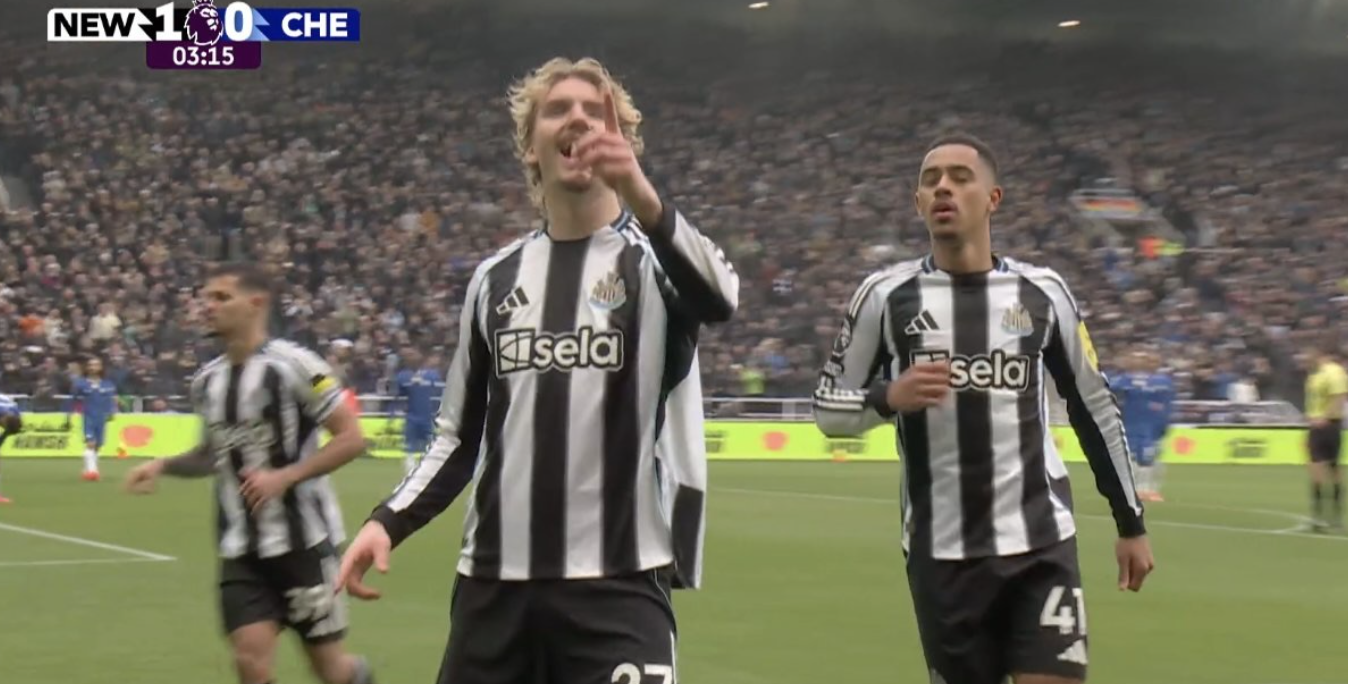 Γκολ με το... καλημέρα για τη Νιούκαστλ - Από νωρίς στα δύσκολα η Τσέλσι! (vid) Γκολ με το... καλημέρα για τη Νιούκαστλ - Από νωρίς στα δύσκολα η Τσέλσι! (vid)