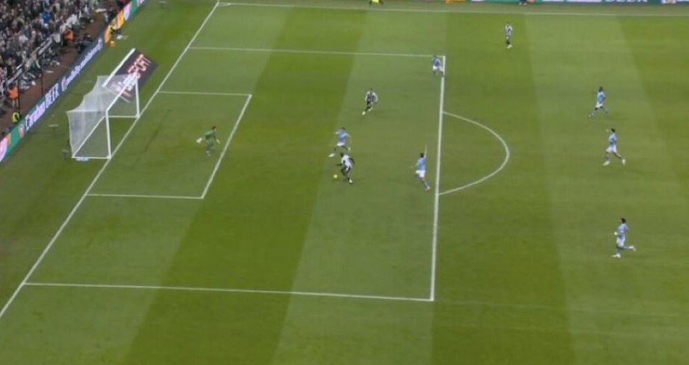 Απίστευτη χαμένη ευκαιρία απΆ τον Γουϊσά: Η Νιούκαστλ «άγγιξε» το γκολ με το... καλησπέρα! (vid) Απίστευτη χαμένη ευκαιρία απΆ τον Γουϊσά: Η Νιούκαστλ «άγγιξε» το γκολ με το... καλησπέρα! (vid)