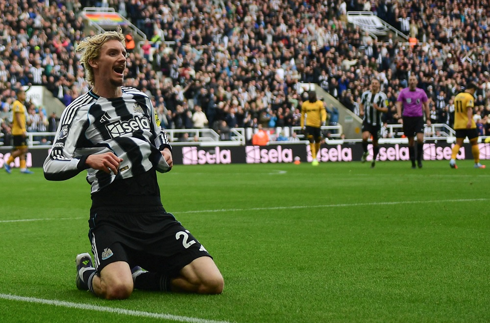 Ξεκίνησε η εποχή… Βόλτεμαντε στη Νιούκαστλ, τρίτη σερί νίκη για την Μπόρνμουθ! Ξεκίνησε η εποχή… Βόλτεμαντε στη Νιούκαστλ, τρίτη σερί νίκη για την Μπόρνμουθ!