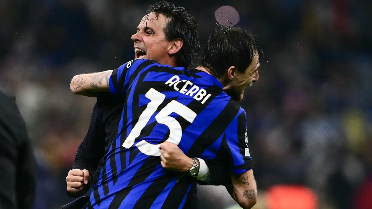     ,    ; -           ,  … Champions League!