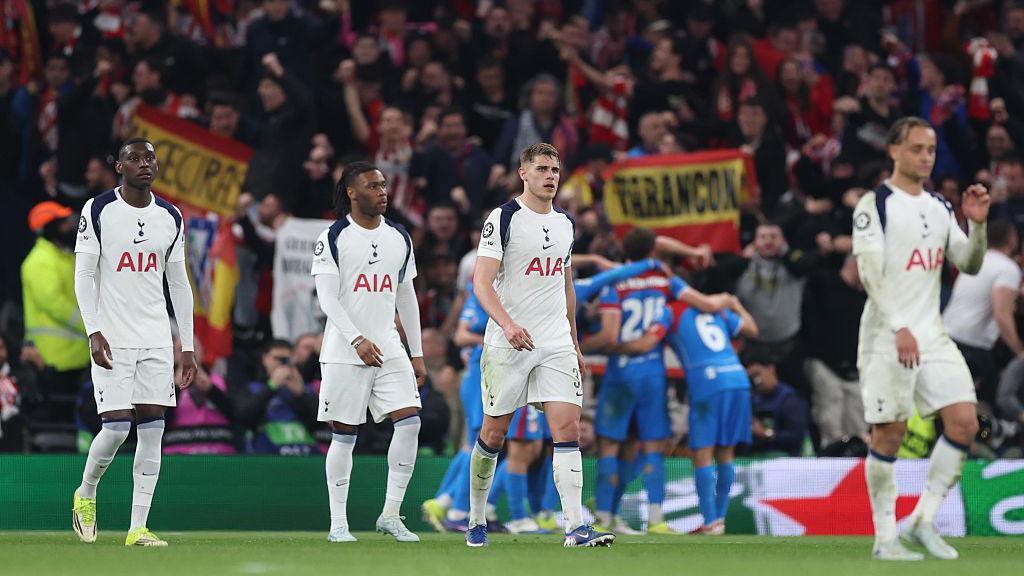 «Θέλει να γυρίσει στην Ιταλία, δεν του αρέσει η Τότεναμ»: Ο παίκτης που επιθυμεί να φύγει από το «Νησί», για να βρει τον εαυτό του! «Θέλει να γυρίσει στην Ιταλία, δεν του αρέσει η Τότεναμ»: Ο παίκτης που επιθυμεί να φύγει από το «Νησί», για να βρει τον εαυτό του!