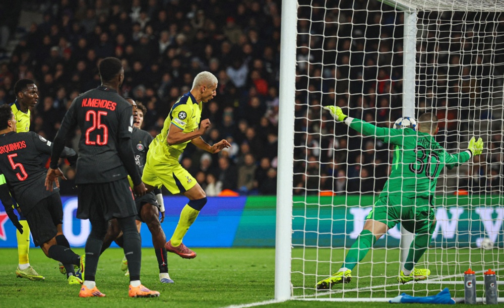 Τότεναμ γεμάτη παθογένειες, δεν είχε τύχη απέναντι στην Παρί... Τότεναμ γεμάτη παθογένειες, δεν είχε τύχη απέναντι στην Παρί...