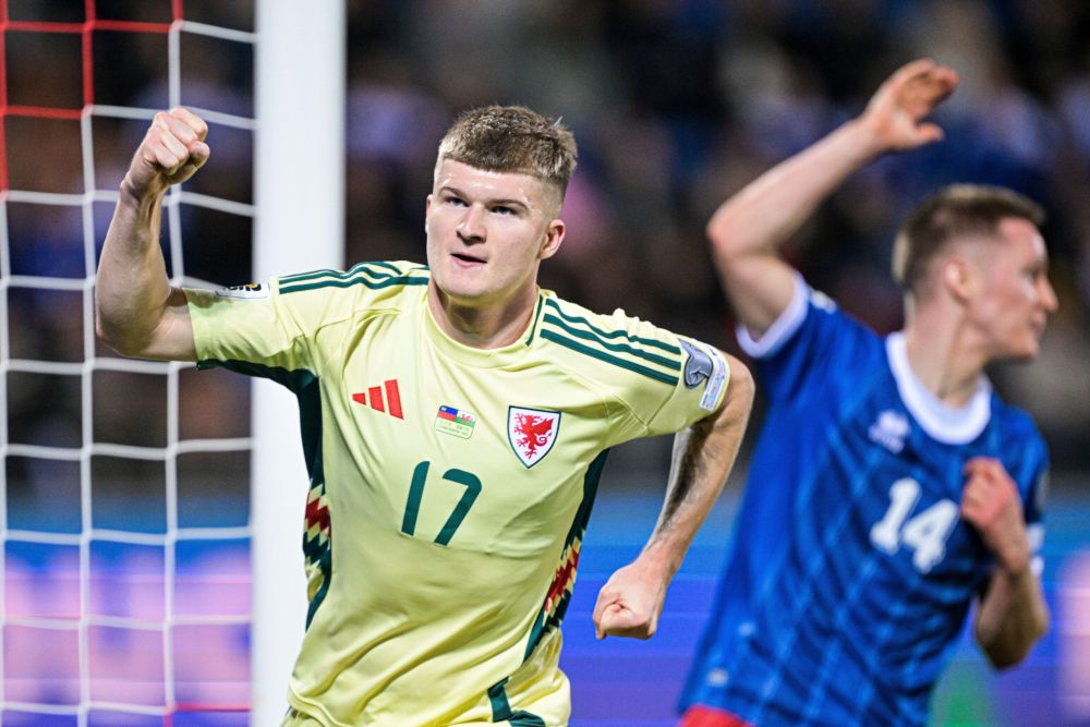 Η Ουαλία έκανε το... καθήκον της και ελπίζει σε ένα ακραίο σενάριο για την απευθείας πρόκριση! Η Ουαλία έκανε το... καθήκον της και ελπίζει σε ένα ακραίο σενάριο για την απευθείας πρόκριση!